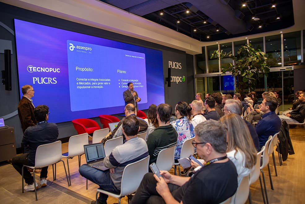 Evento-assespro-Lançamento transversal_Ricardo_Formighieri_de_Bem